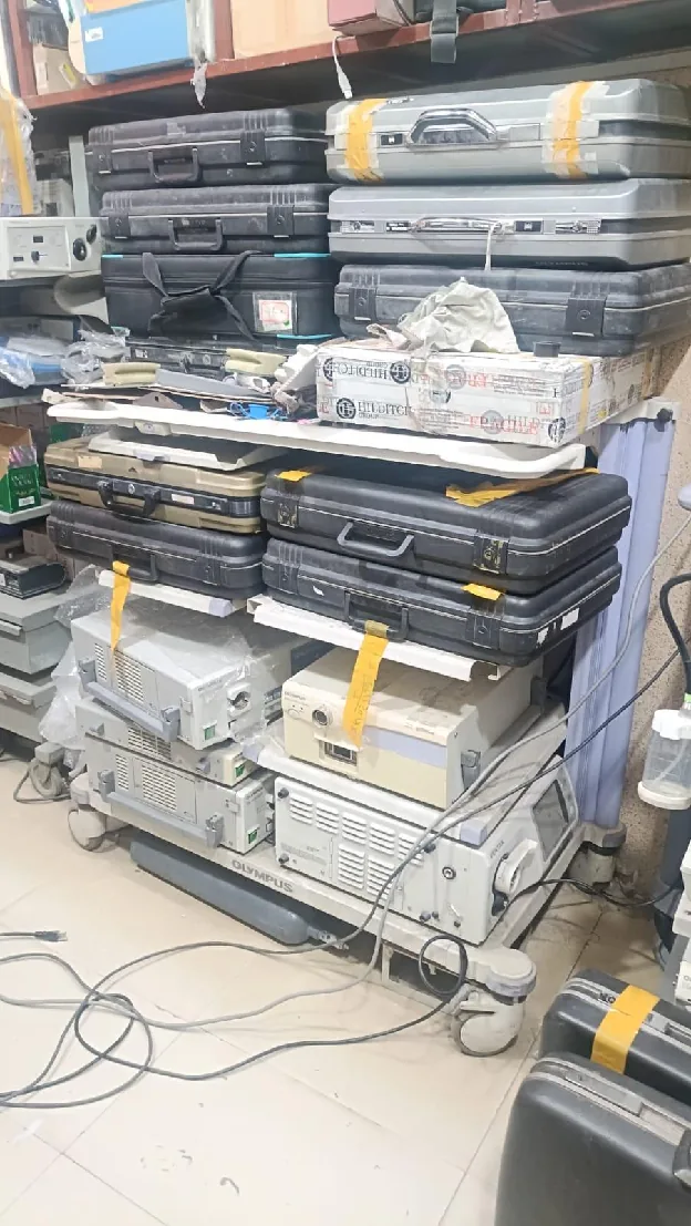 Endoscope and video processor unit — view 3